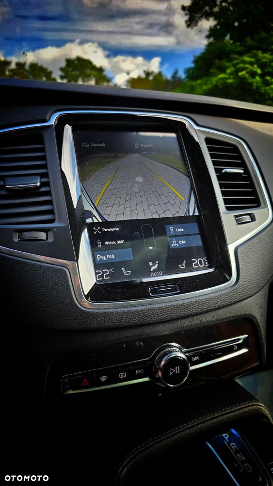 Volvo XC 90 T6 AWD Geartronic Momentum - 27