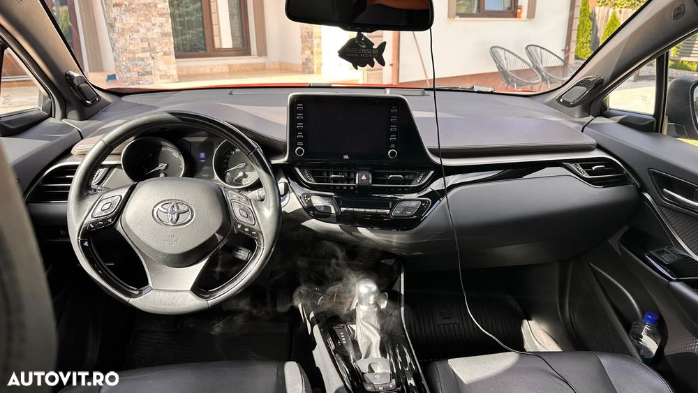 Toyota C-HR - 18