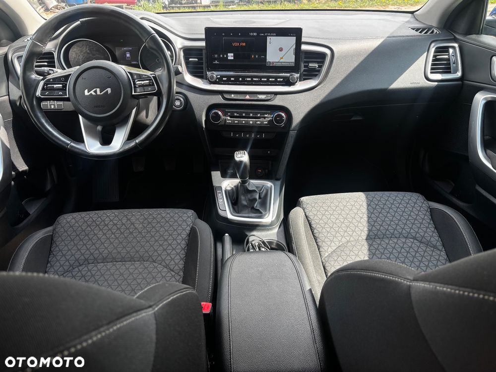 Kia Ceed 1.5 T-GDI Business Line Plus - 8