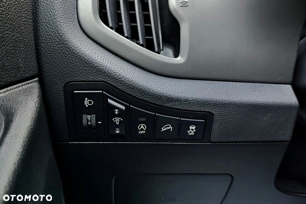 Kia Sportage 1.6 GDI L 2WD - 12