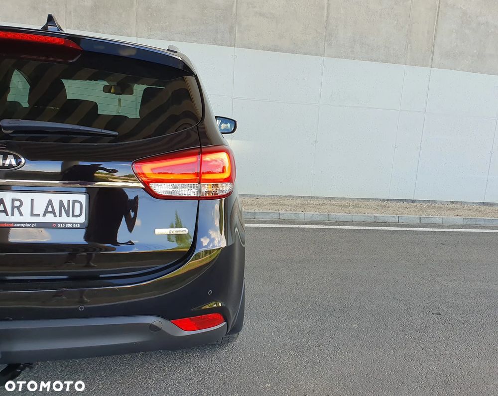 Kia Carens 1.6 GDI Dream-Team Edition - 12