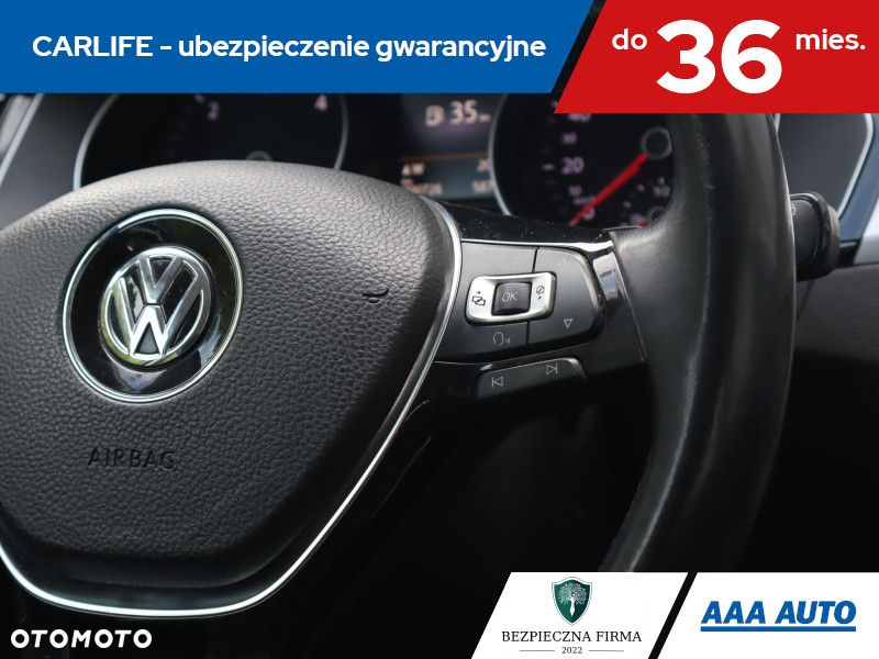 Volkswagen Passat - 18