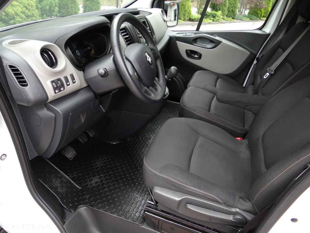 Renault Trafic Passenger 2,8t Pack Clim - 21