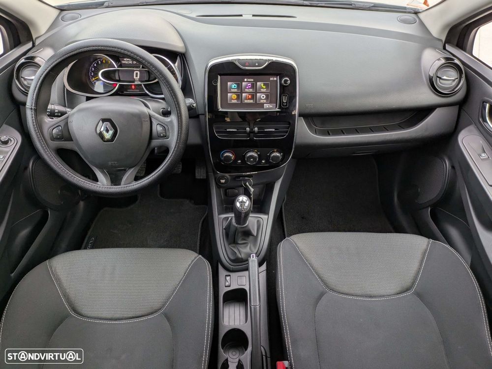 Renault Clio Sport Tourer 0.9 TCE Dynamique S - 18