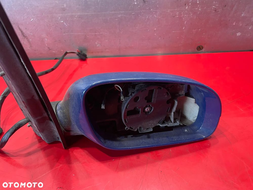 LUSTERKO PRAWE ELEKTRYCZNE VW TOURAN 1 - 2