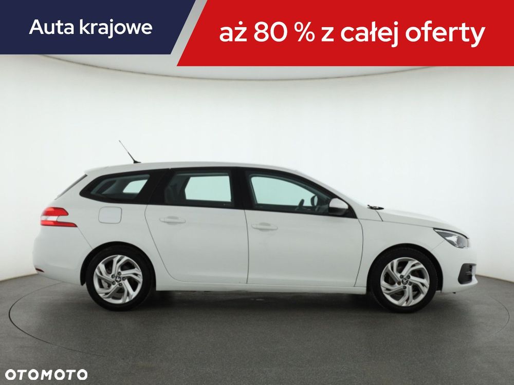 Peugeot 308 - 8