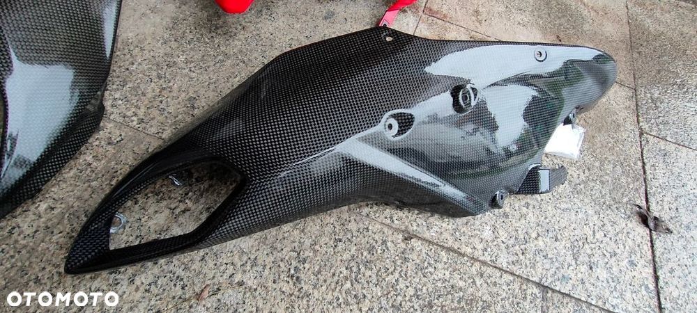 DUCATI MULTISTRADA 1200 Czasza Owiewka Dziub Wlot Carbon siedzenie - 3