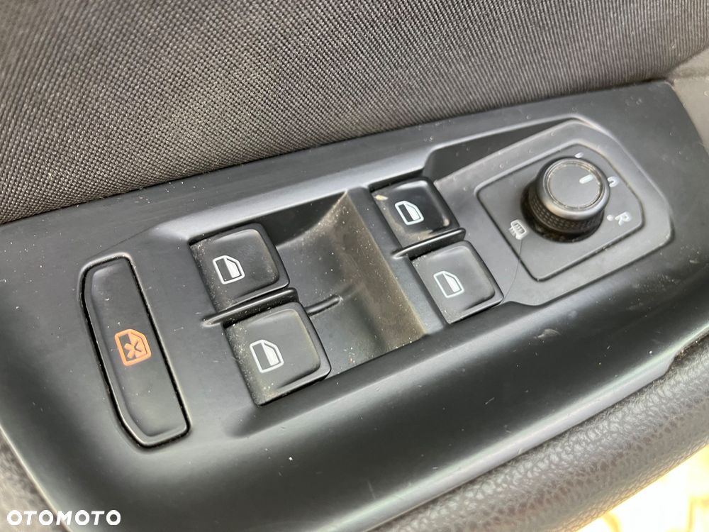 Volkswagen Passat - 22