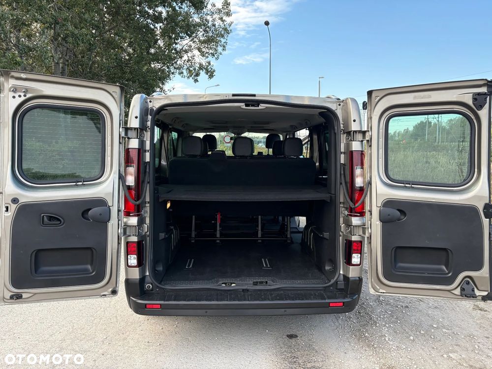 Renault Trafic 2.0 dCi - 8