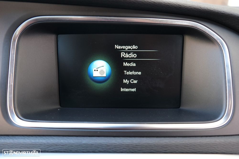 Volvo V40 2.0 D2 Momentum - 18