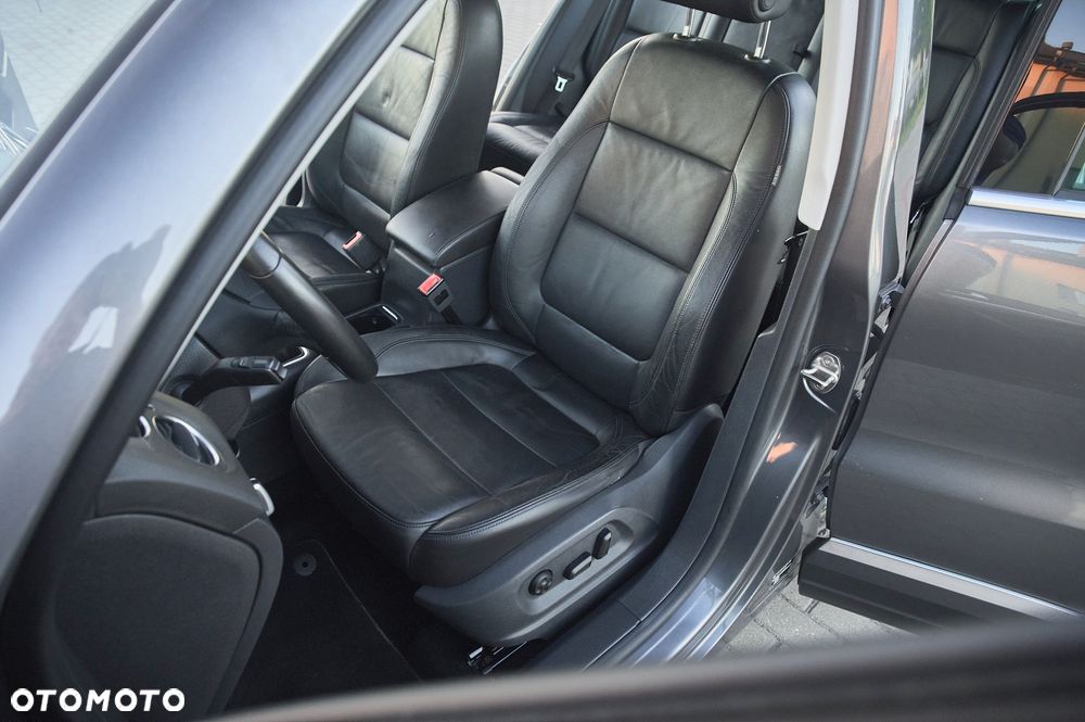 Volkswagen Tiguan 1.4 TSI BlueMotion Technology Exclusive - 30