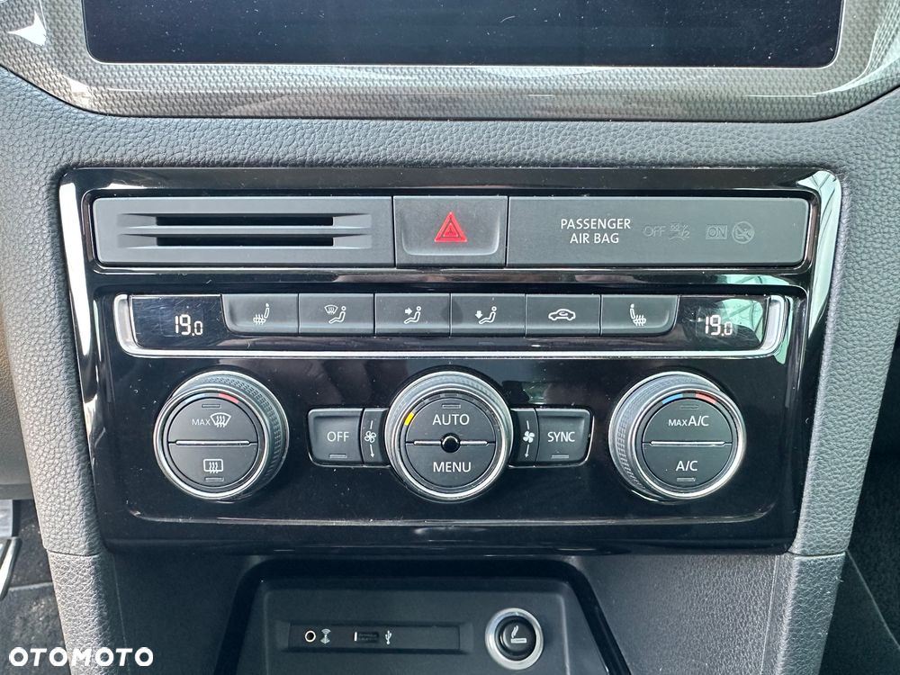 Volkswagen Golf Sportsvan - 19