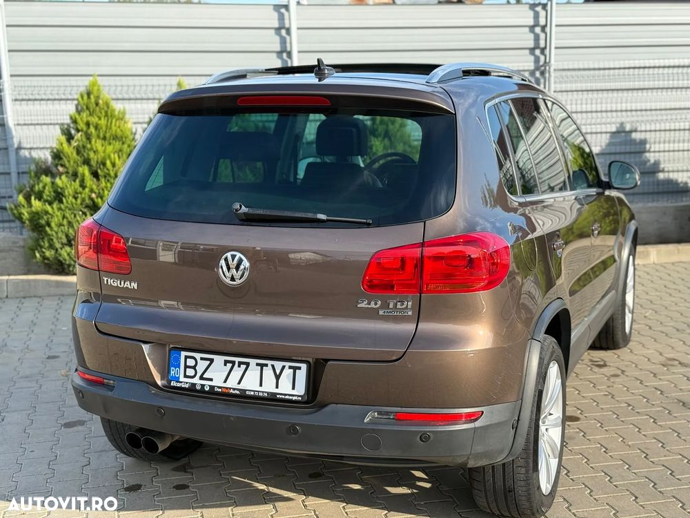 Volkswagen Tiguan 2.0 TDI 4Motion DSG Sport & Style - 4