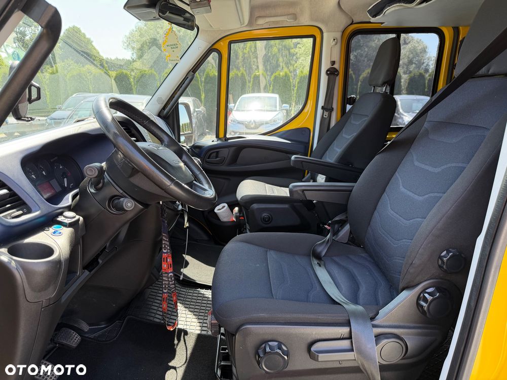 Iveco Daily S35 180 - 12
