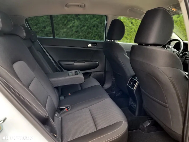 Kia Sportage 1.6 DSL 7DCT HP 4x2 Style - 8