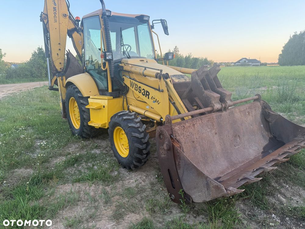 Komatsu WB93R - 2