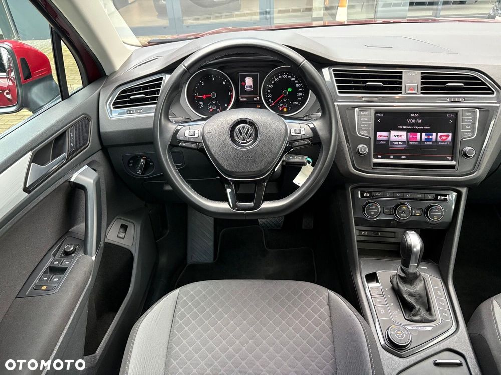 Volkswagen Tiguan - 9