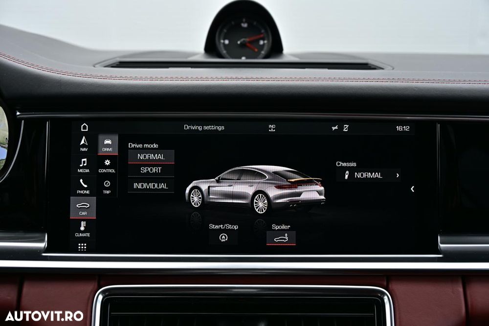 Porsche Panamera - 25