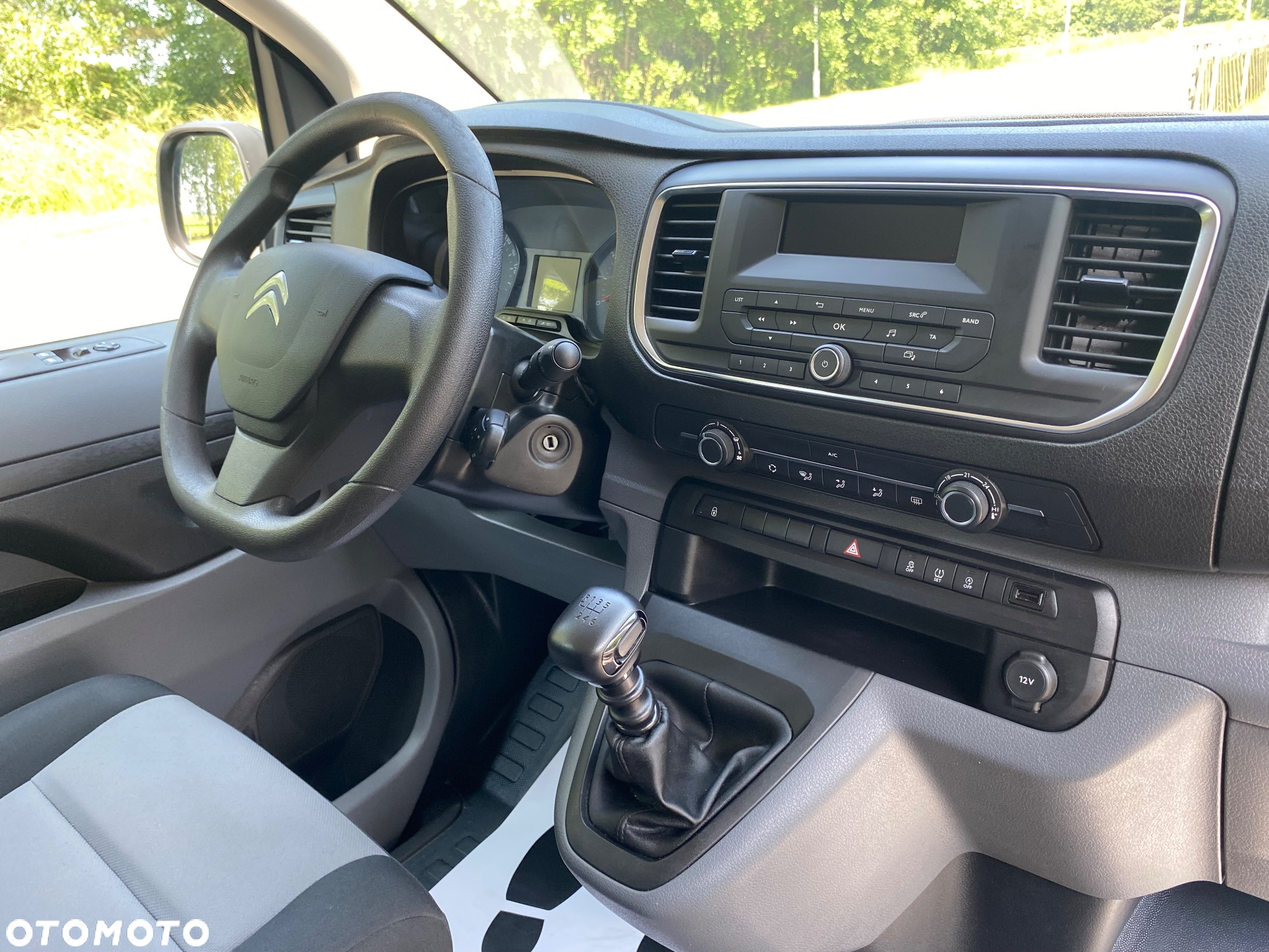 Citroën SpaceTourer M 1.6 BlueHDi 115 S&S Feel - 9