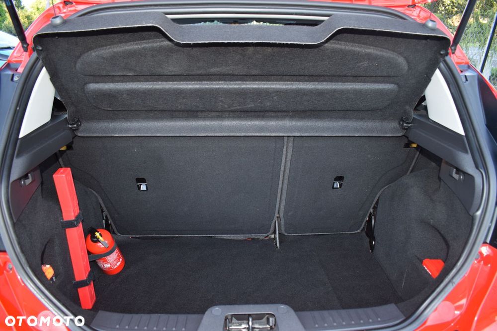 Ford Fiesta - 12