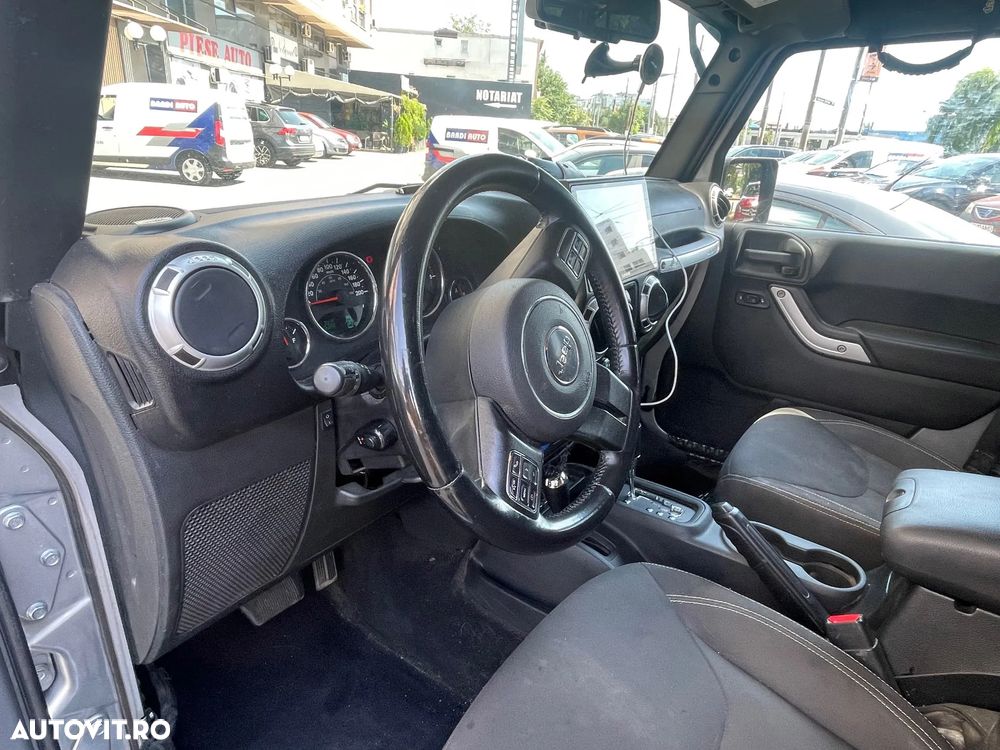 Jeep Wrangler 2.8 CRD AT Sahara - 2