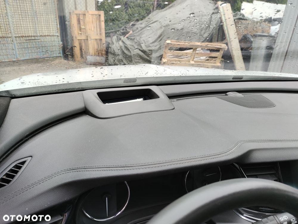 Opel Insignia - 29
