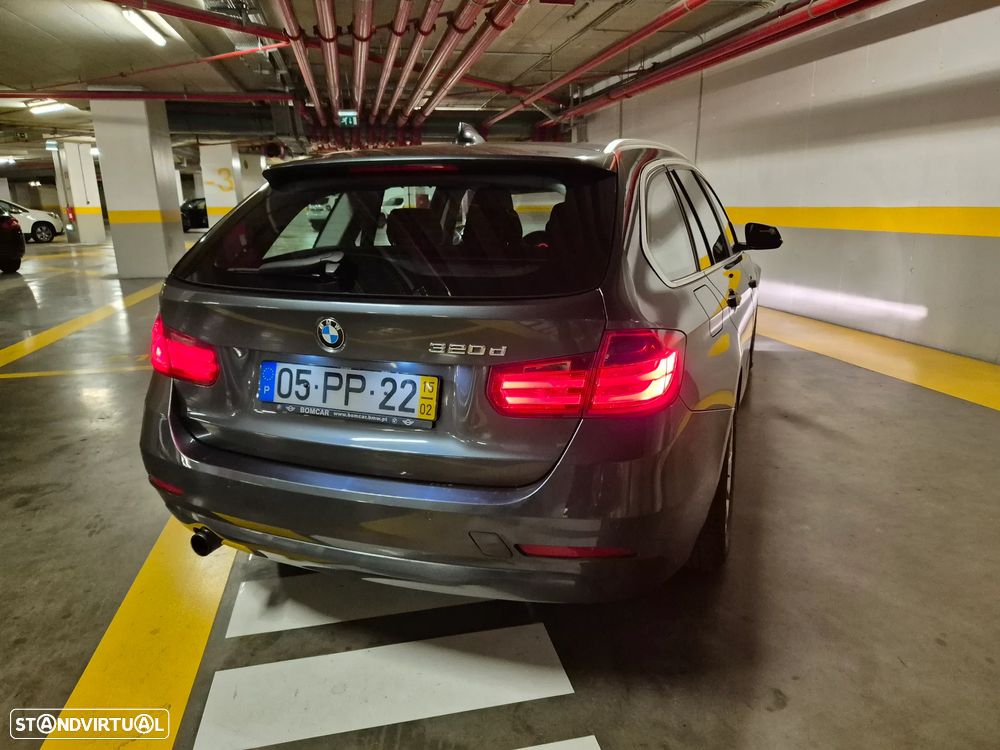BMW 320 d Touring Line Modern - 13