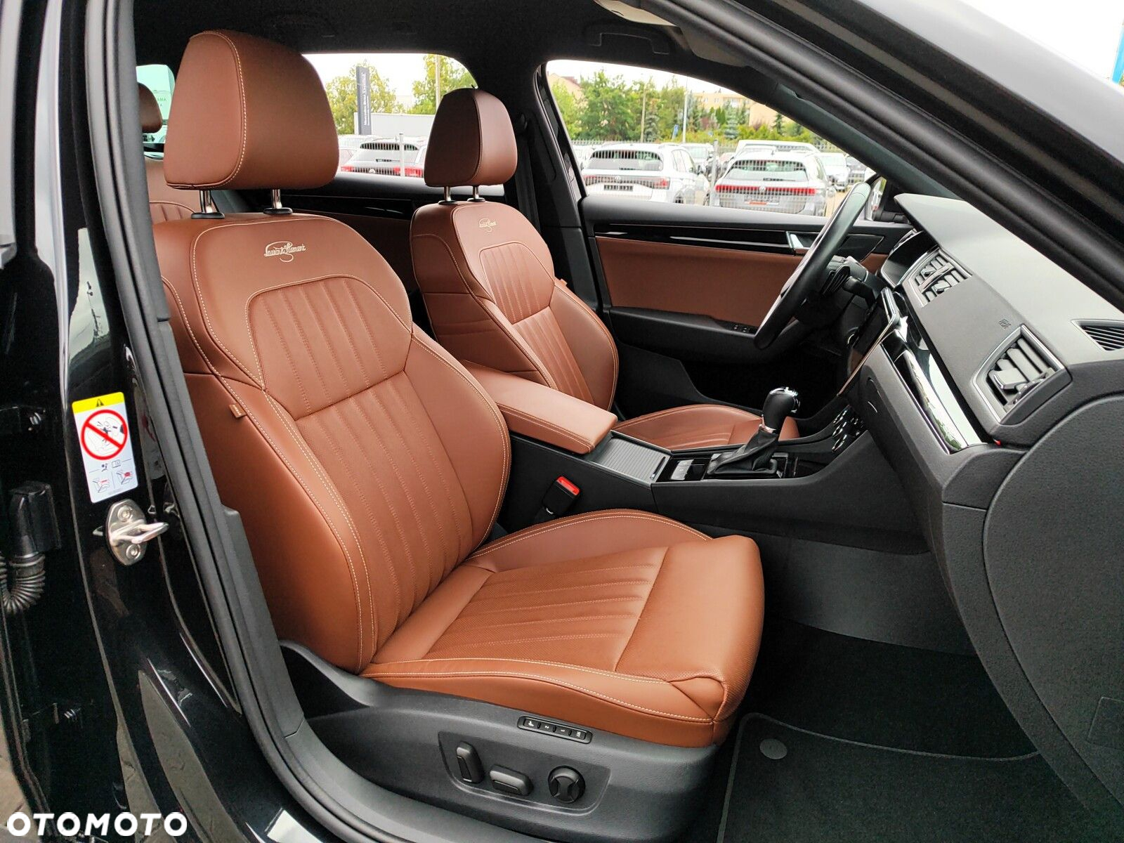 Skoda Superb 2.0 TDI SCR L&K DSG - 12