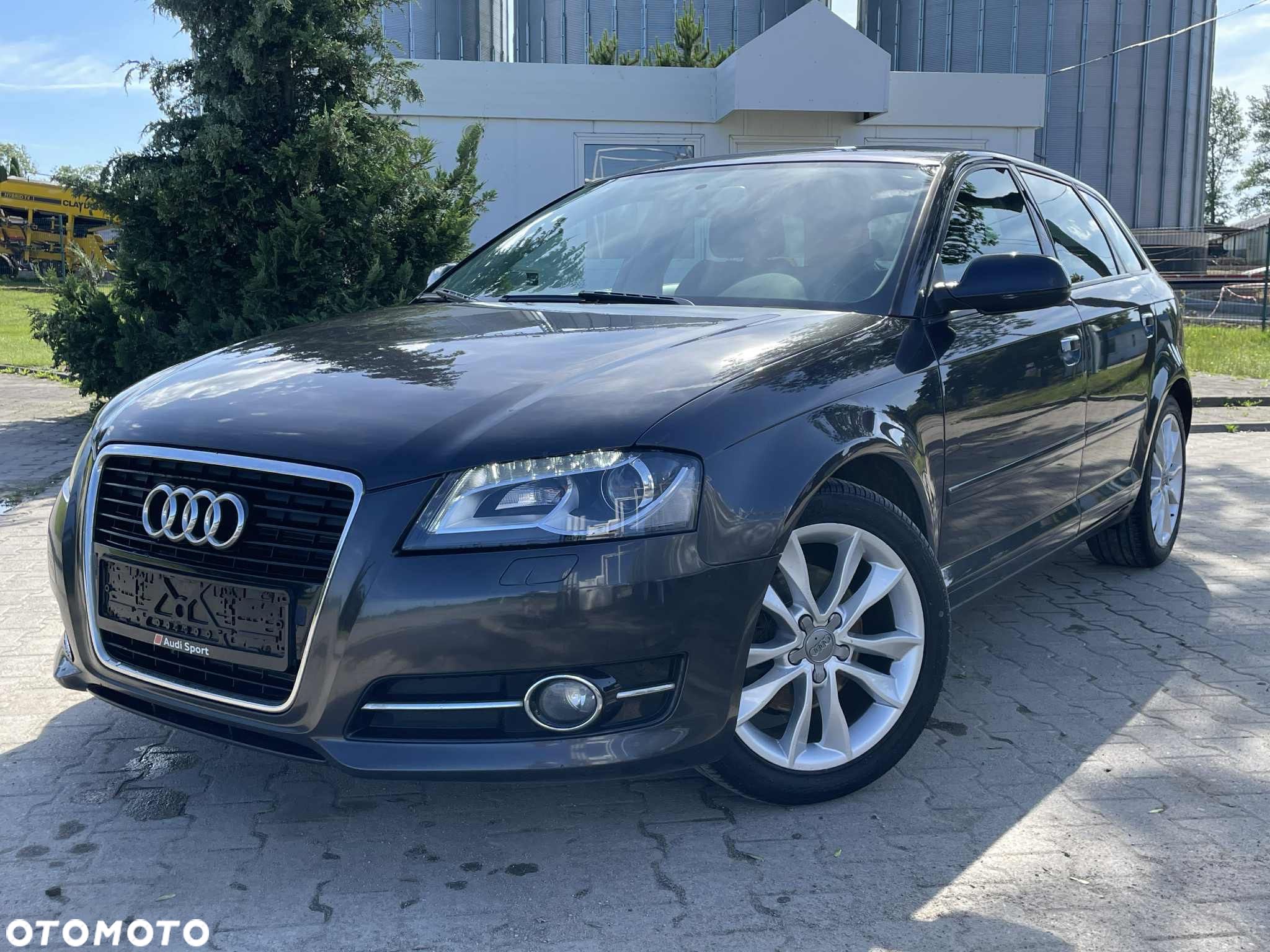 Audi A3 2.0 TDI DPF Ambiente - 1