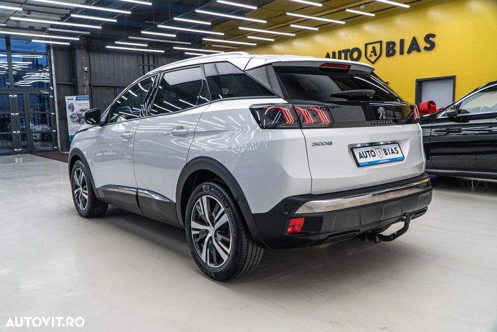 Peugeot 3008 1.2 PureTech 130 BVM6 Allure Pack - 5