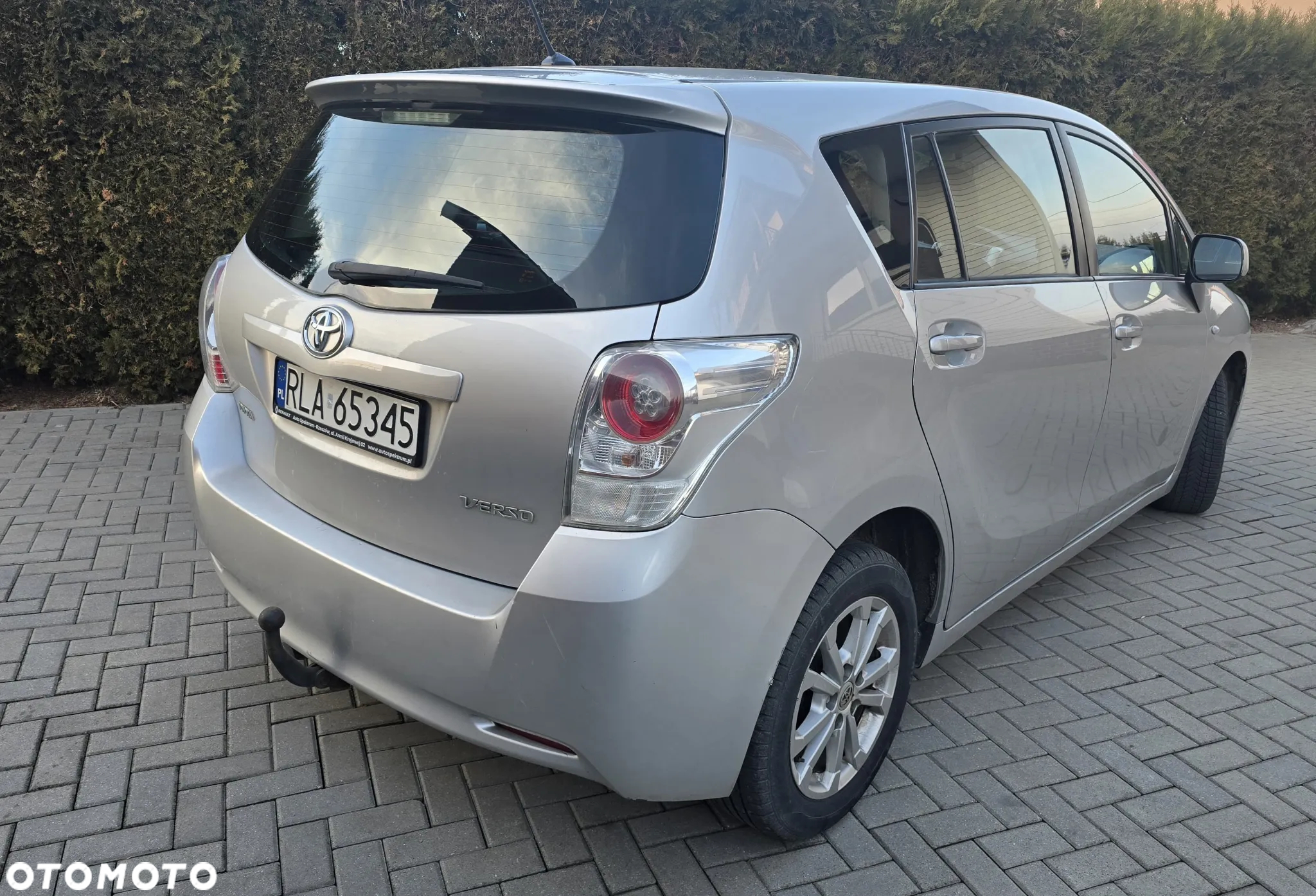 Toyota Verso 2.0 D-4D - 11