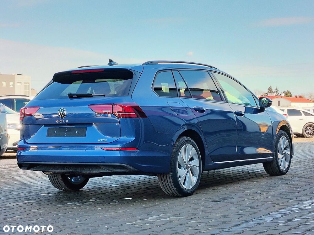 Volkswagen Golf Variant - 8