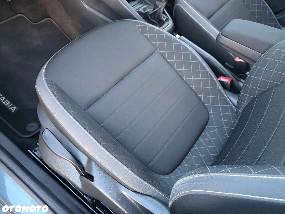 Skoda Fabia 1.0 TSI Ambition Plus - 22