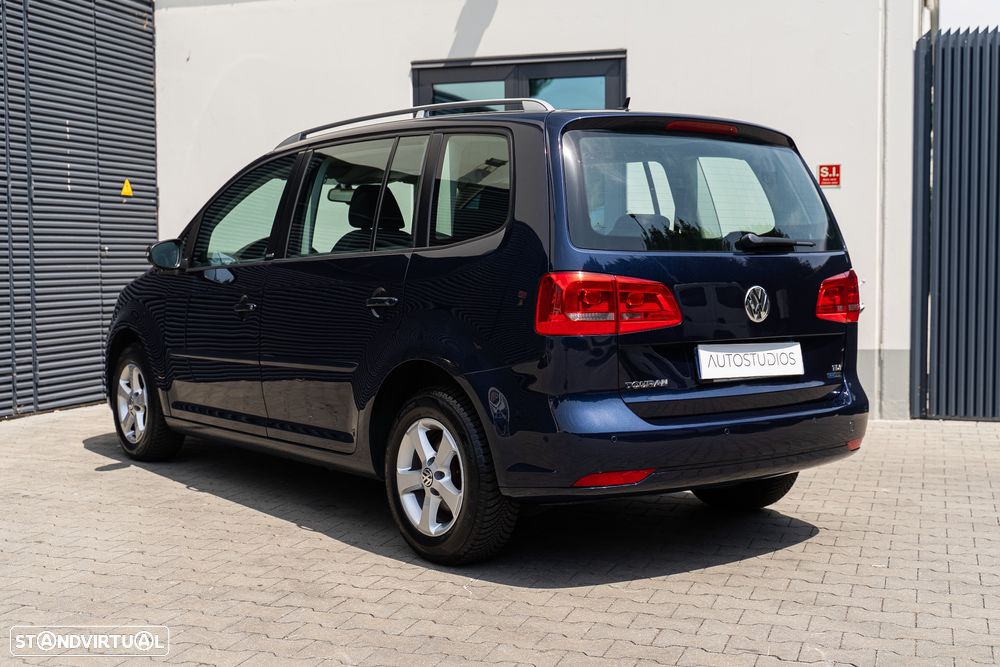 VW Touran 1.6 TDI Blue.Trendline 7L - 4