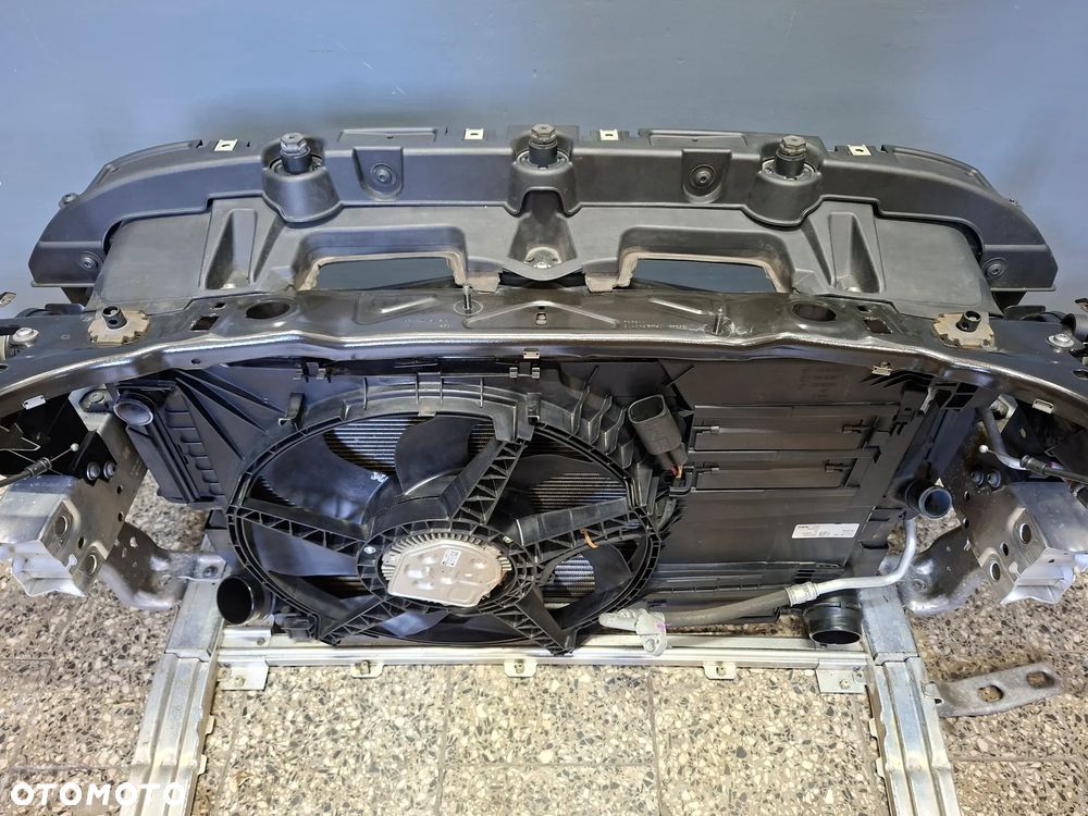 MINI Countryman S F60 Pas przedni chłodnice - 14