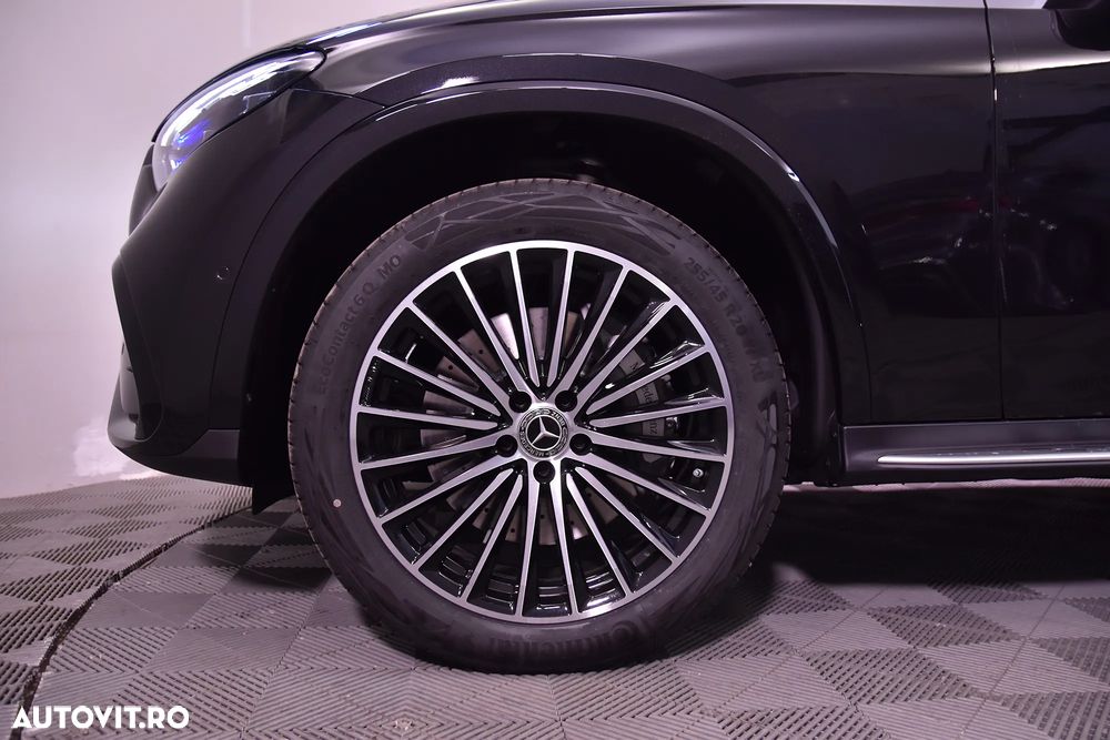 Mercedes-Benz GLC 300 e 4MATIC PHEV - 13