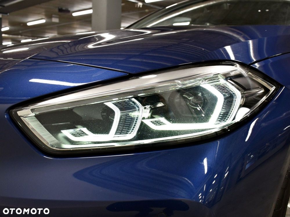 BMW Seria 1 - 22