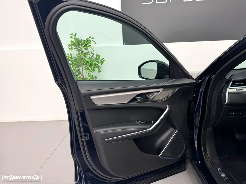 Jaguar F-Pace 2.0 P400e AWD R-Dynamic HSE - 13
