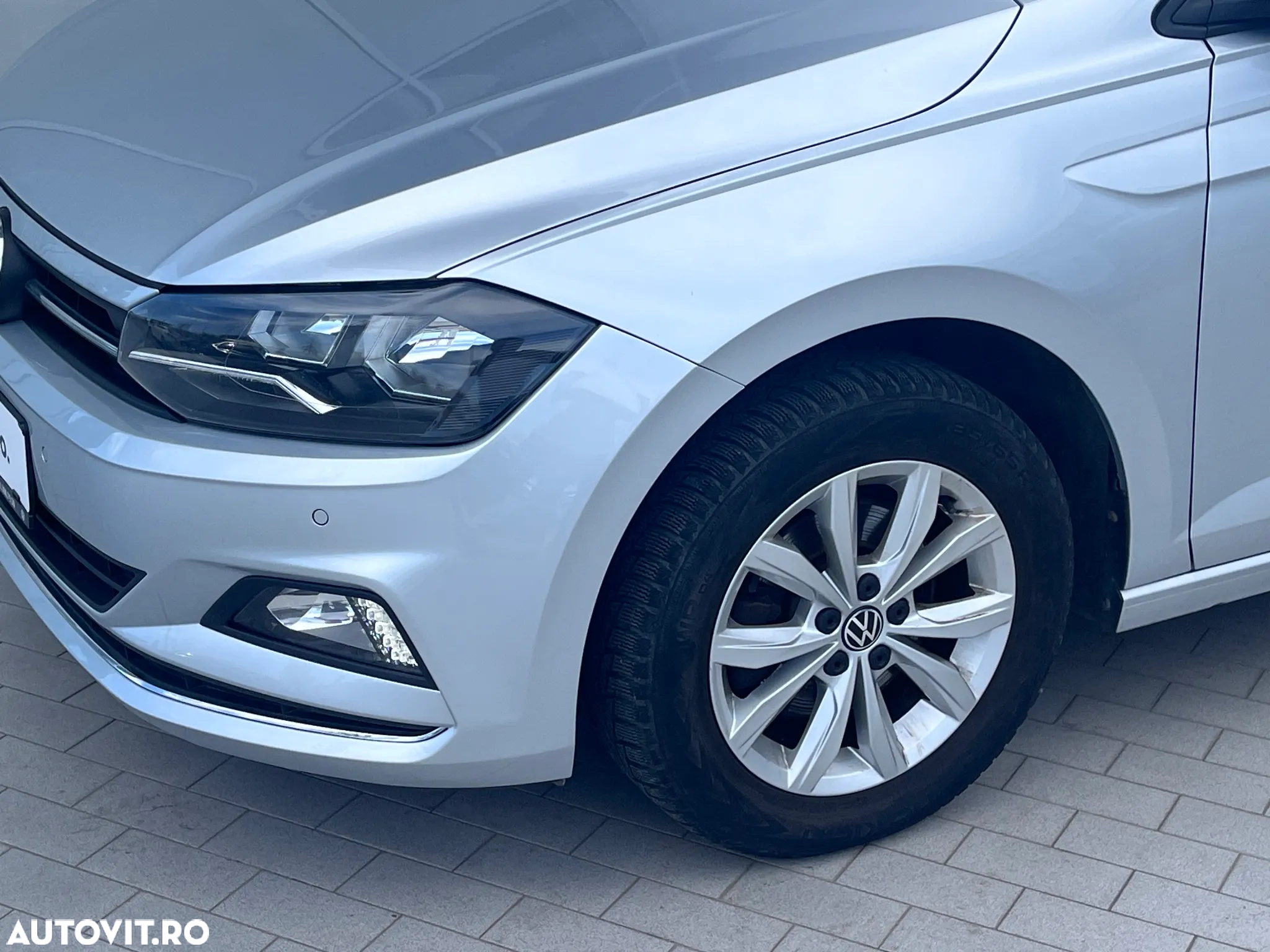 Volkswagen Polo 1.0 TSI DSG Style - 6