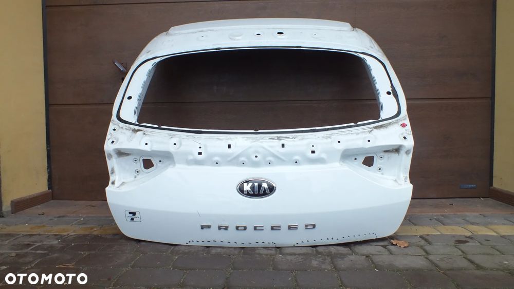 Klapa tylna Kia Proceed III - 1