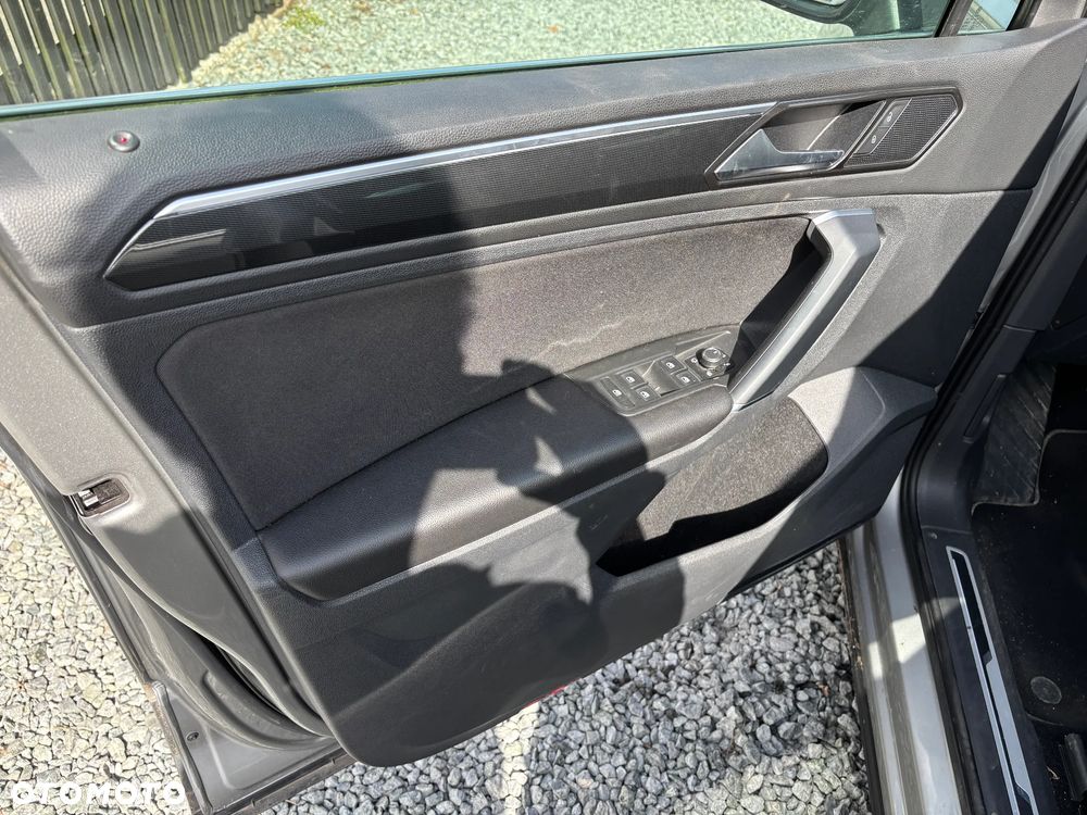 Volkswagen Tiguan 2.0 TDI SCR 4Motion (BlueMotion Tech) Highline - 12