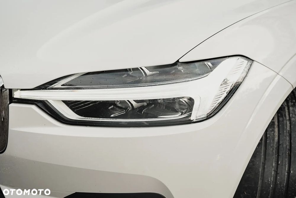 Volvo XC 60 T8 AWD Recharge Geartronic Inscription - 11