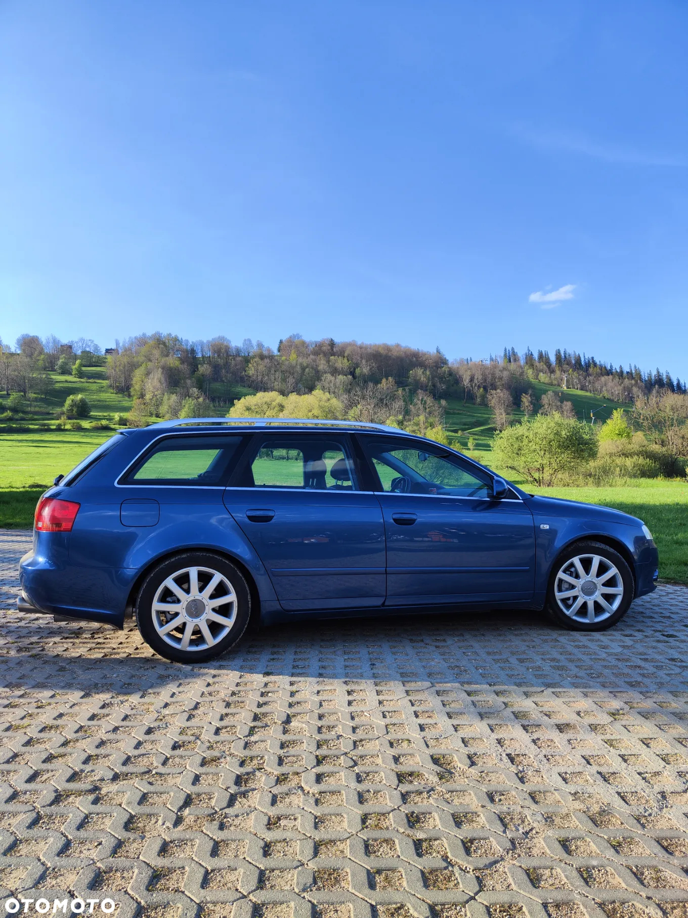 Audi A4 2.0T FSI Quattro - 2