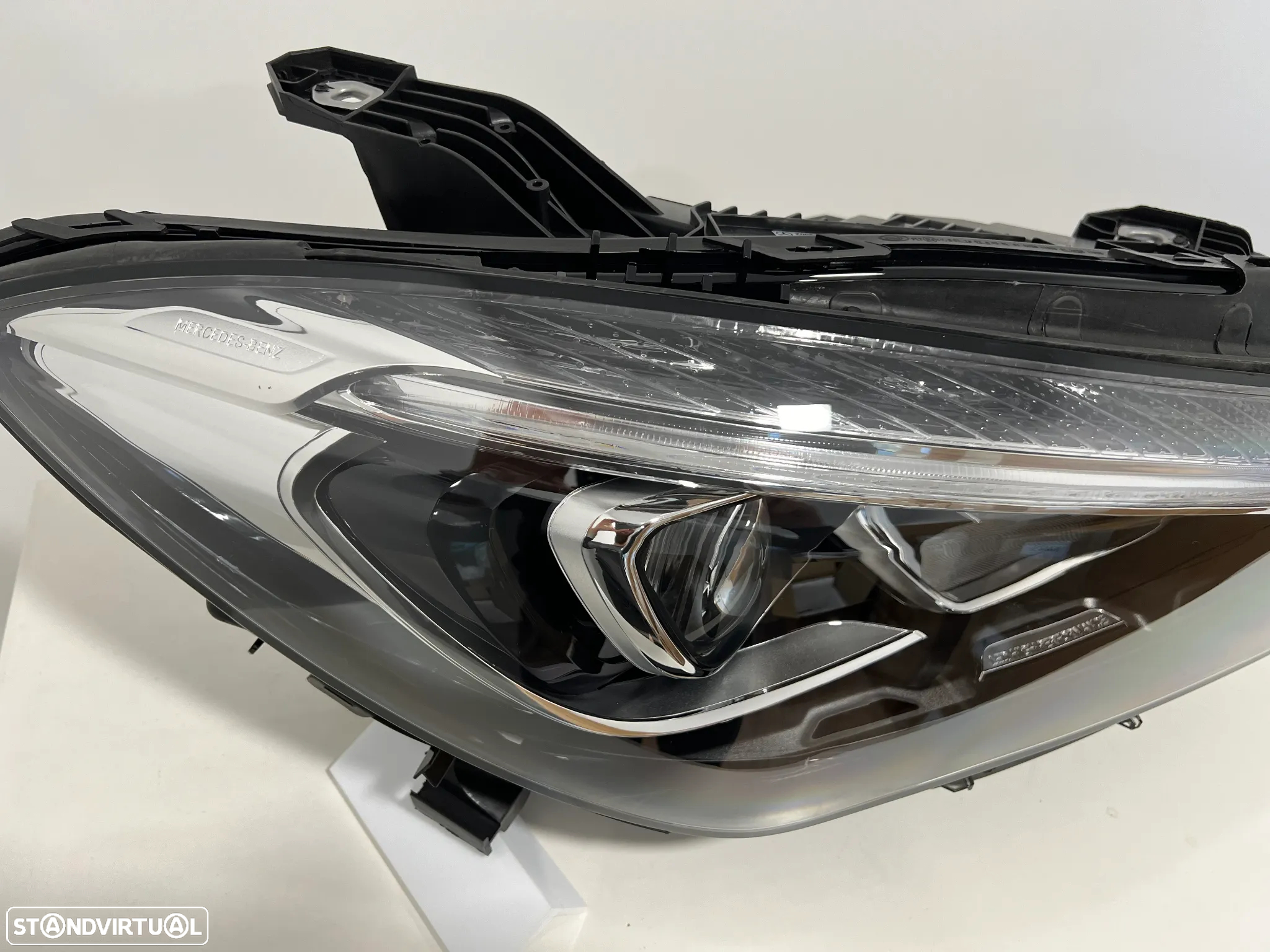 Farol Otica Original Mercedes CLA W117 Led lado Direito - 2