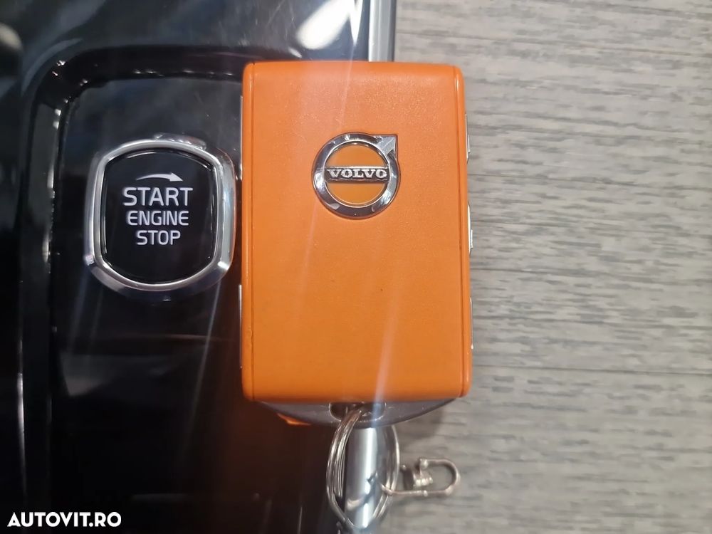 Volvo XC 60 - 24