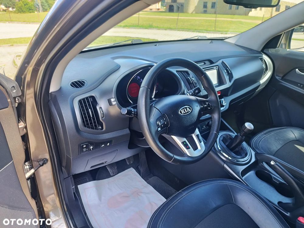 Kia Sportage 2.0 CVVT 2WD Attract - 21