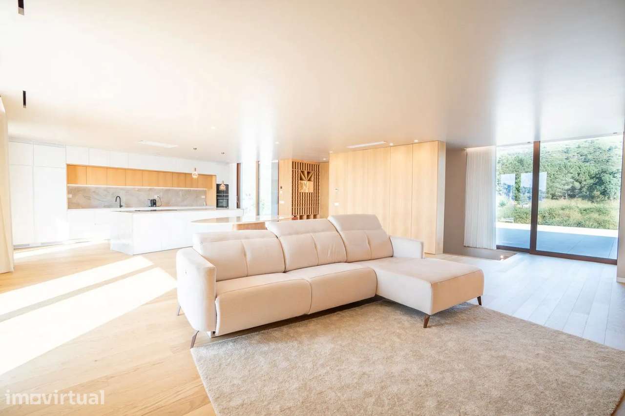Moradia T3 Premium | Piscina Infinita e Acabamentos de Excelência - CO - Grande imagem: 4/10