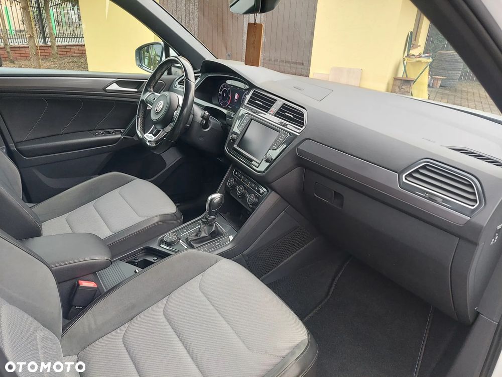 Volkswagen Tiguan 2.0 TDI SCR 4MotION DSG R-Line - 7