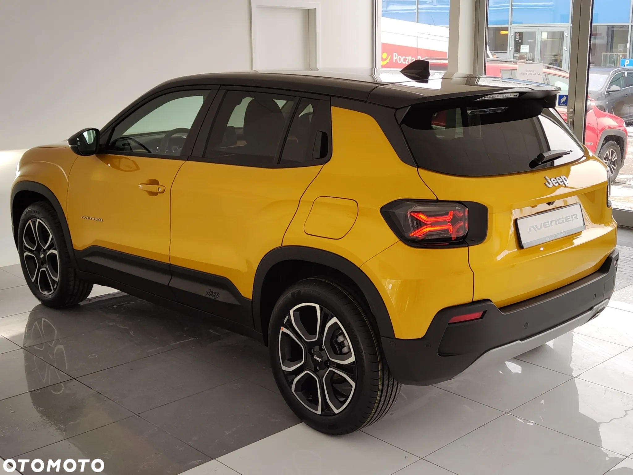Jeep Avenger 54kWh Summit - 8