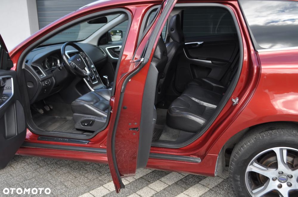 Volvo XC 60 D4 Drive-E Momentum - 37